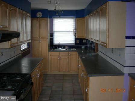 39 Waterview Road Dundalk, MD 21222 - Photo 6 of 13 Interior (General)