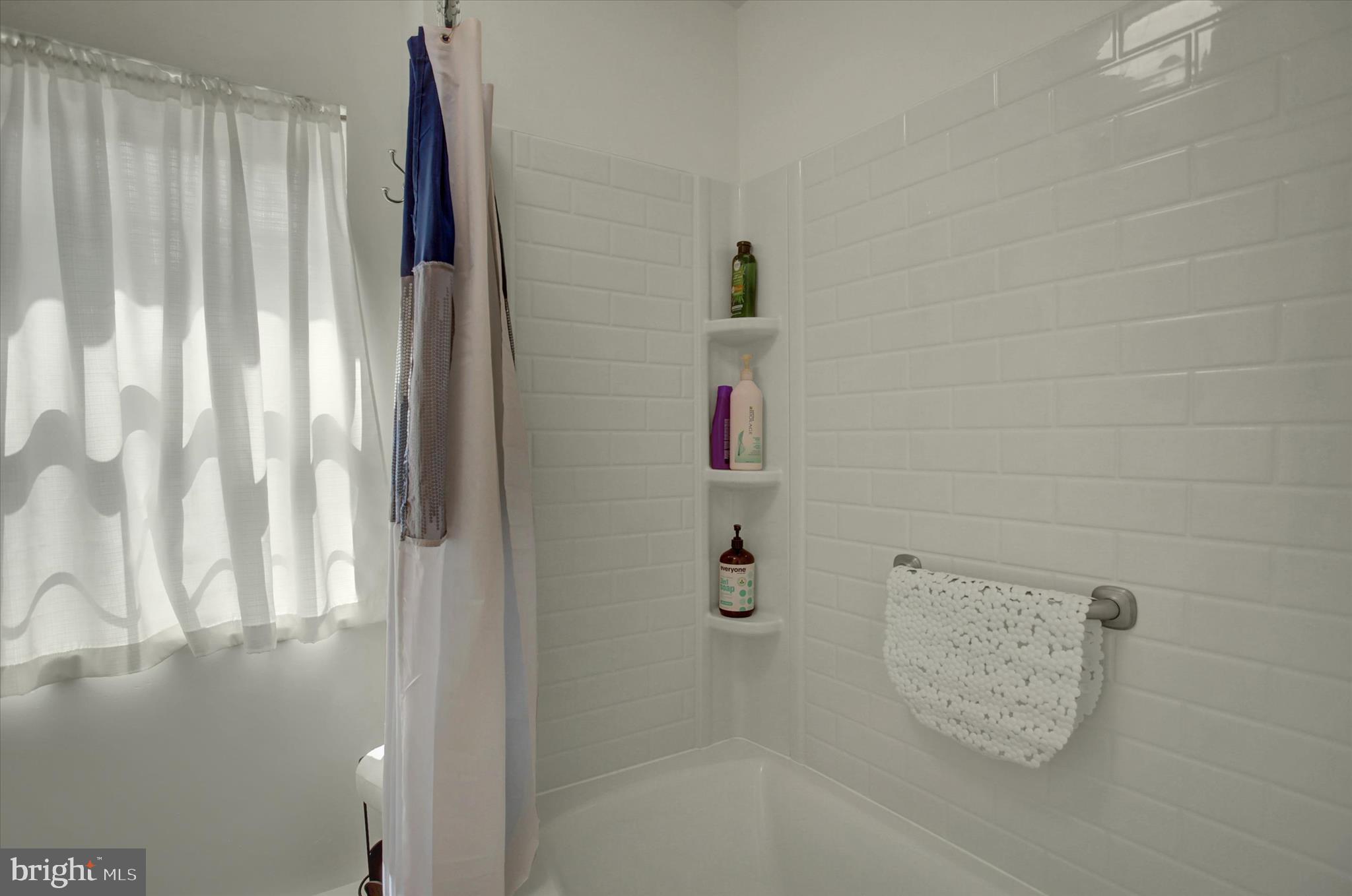 6612 Moulstown Road Hanover, PA 17331 - Photo 33 of 84 a bathroom with a shower