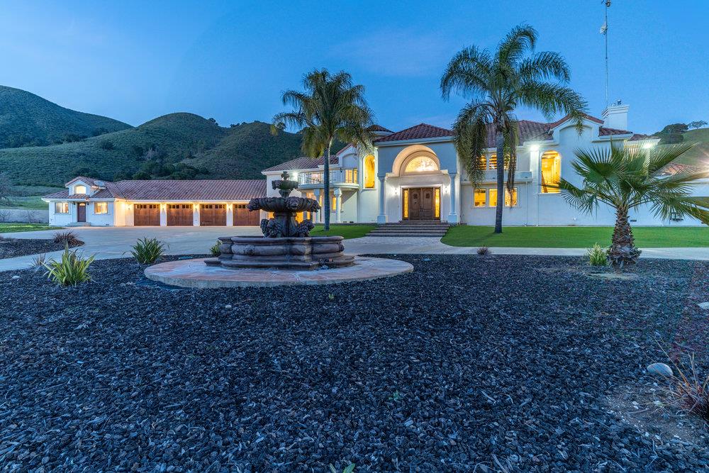 2985 Day Road Gilroy, CA 95020 - Photo 2 of 100