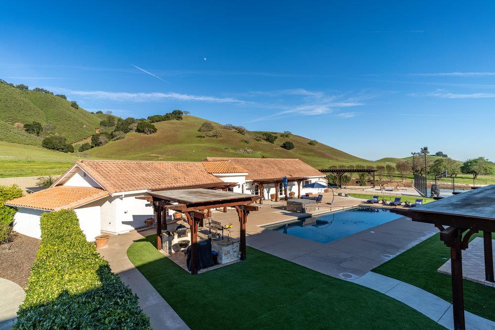 2985 Day Road Gilroy, CA 95020 - Photo 71 of 100 a view of yard with seating area and trees around