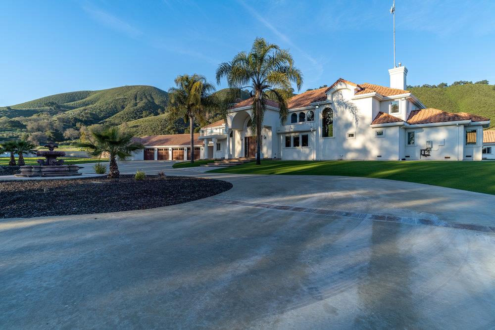 2985 Day Road Gilroy, CA 95020 - Photo 8 of 100