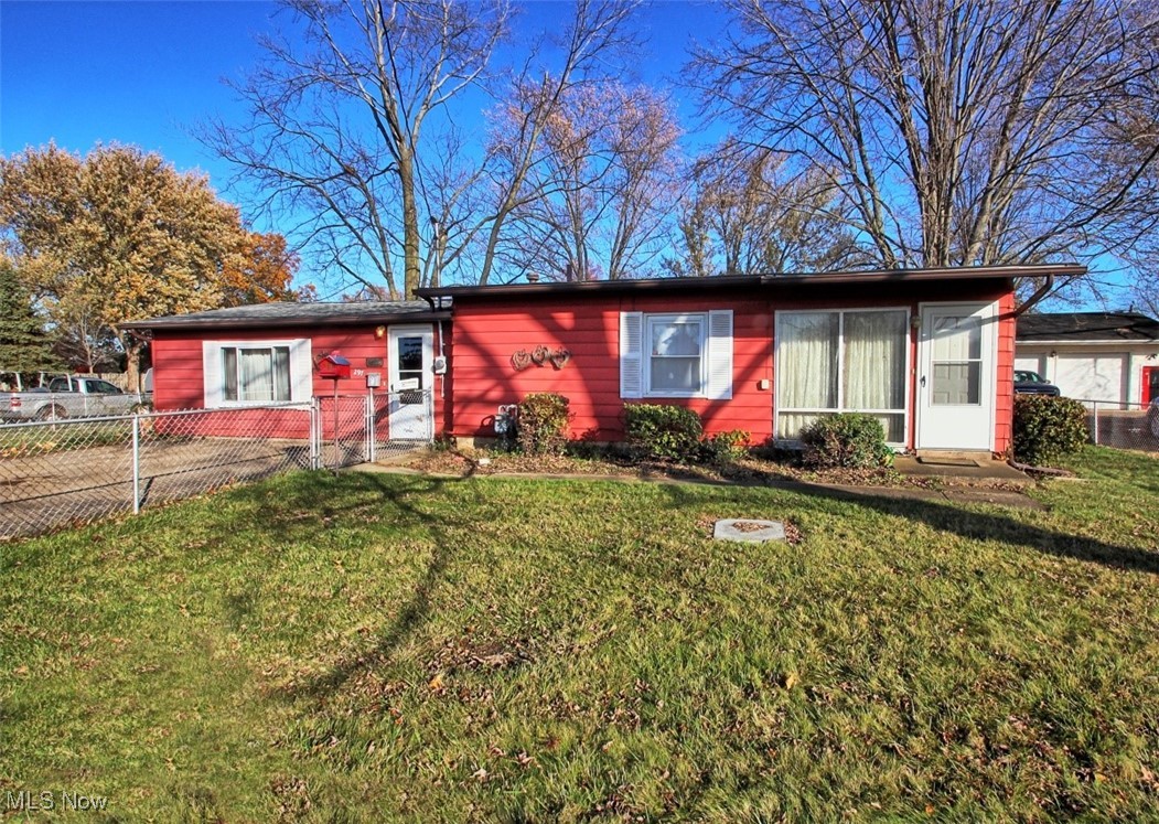 297 Abbe Road North Elyria, OH 44035 - Photo 2 of 23