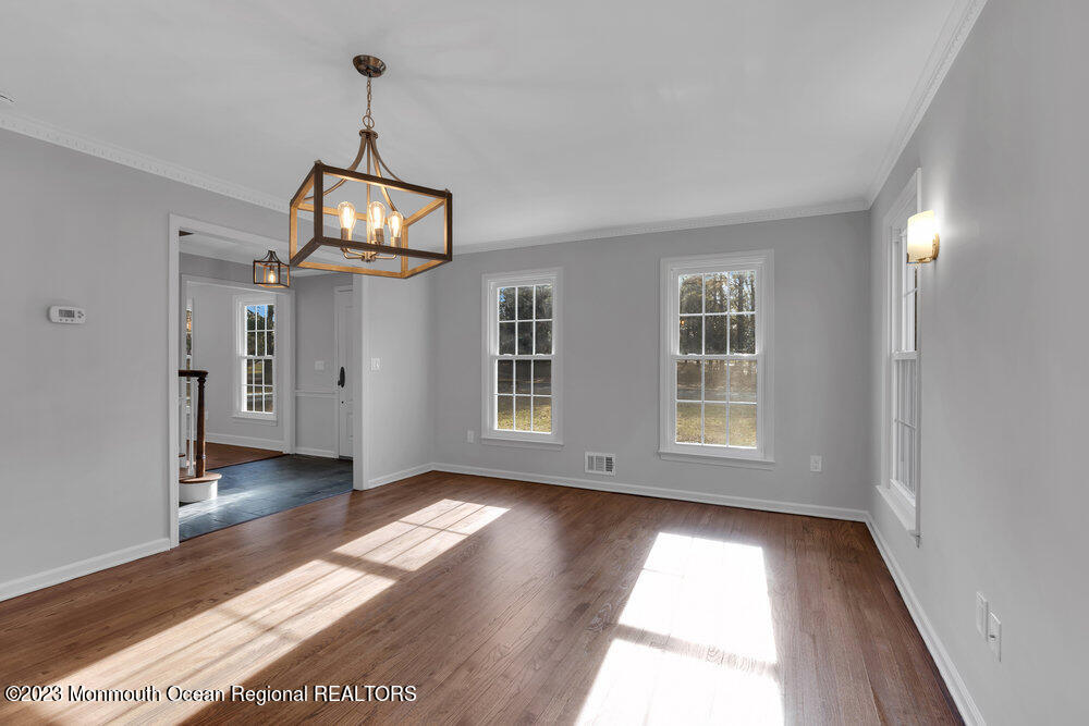 35 Pilgrim Way Colts Neck, NJ 07722 - Photo 8 of 44 015_dsc02606