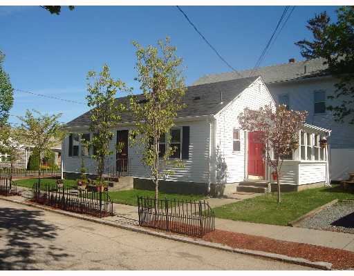 4 Metropolitan Road Providence, RI 02908 - Photo 1 of 1 Exterior Front.