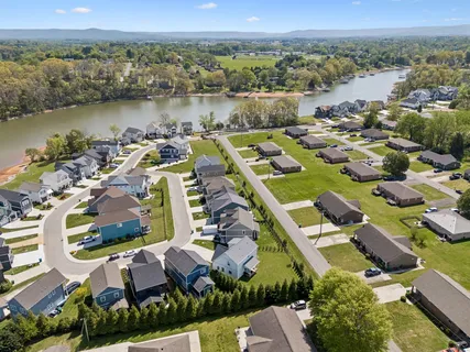 $599,900 | 154 Barefoot Way, Winchester, TN 37398