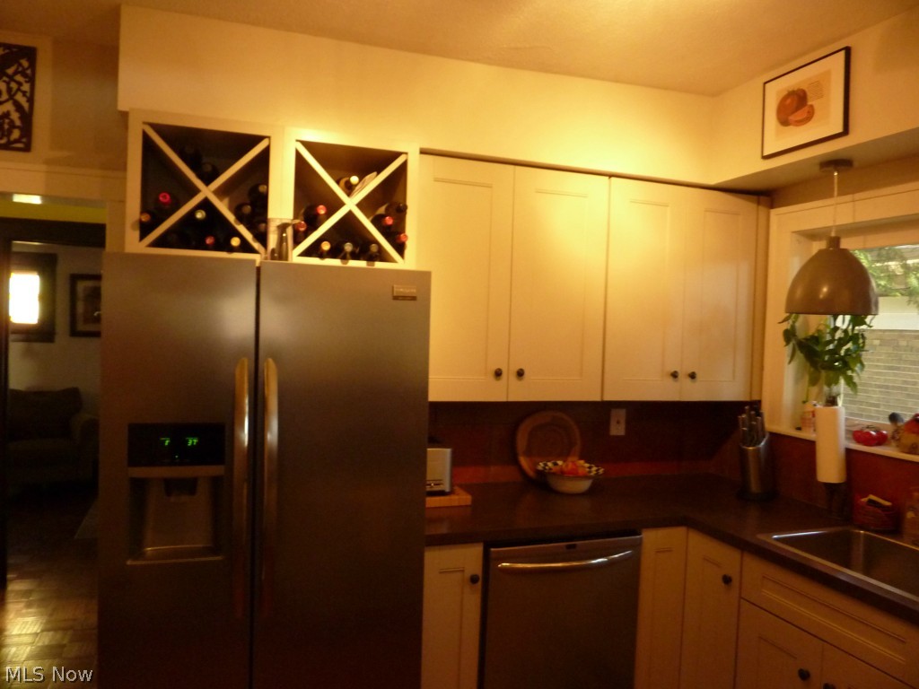 997 Roanoke Road Cleveland Heights, OH 44121 - Photo 11 of 25