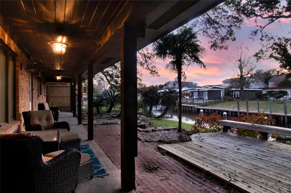 $3,150 | 50 Lazy Lane, Kemah, TX 77565