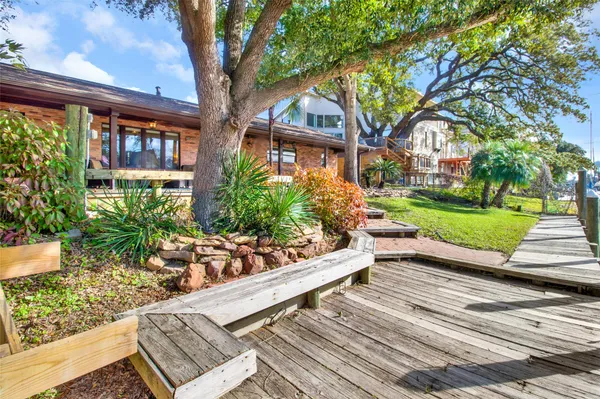 $3,150 | 50 Lazy Lane, Kemah, TX 77565