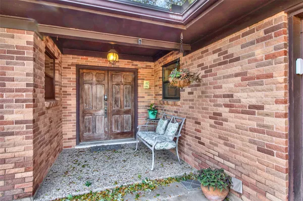 $3,150 | 50 Lazy Lane, Kemah, TX 77565