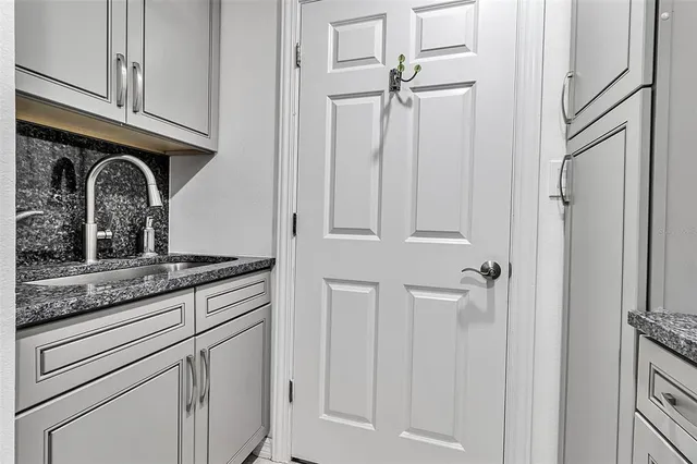 $1,500,000 | 385 North Point Road, Unit 704, Osprey, FL 34229