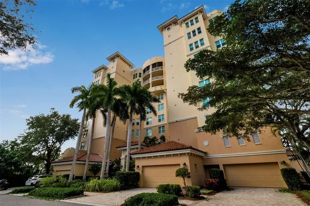 $1,500,000 | 385 North Point Road, Unit 704, Osprey, FL 34229