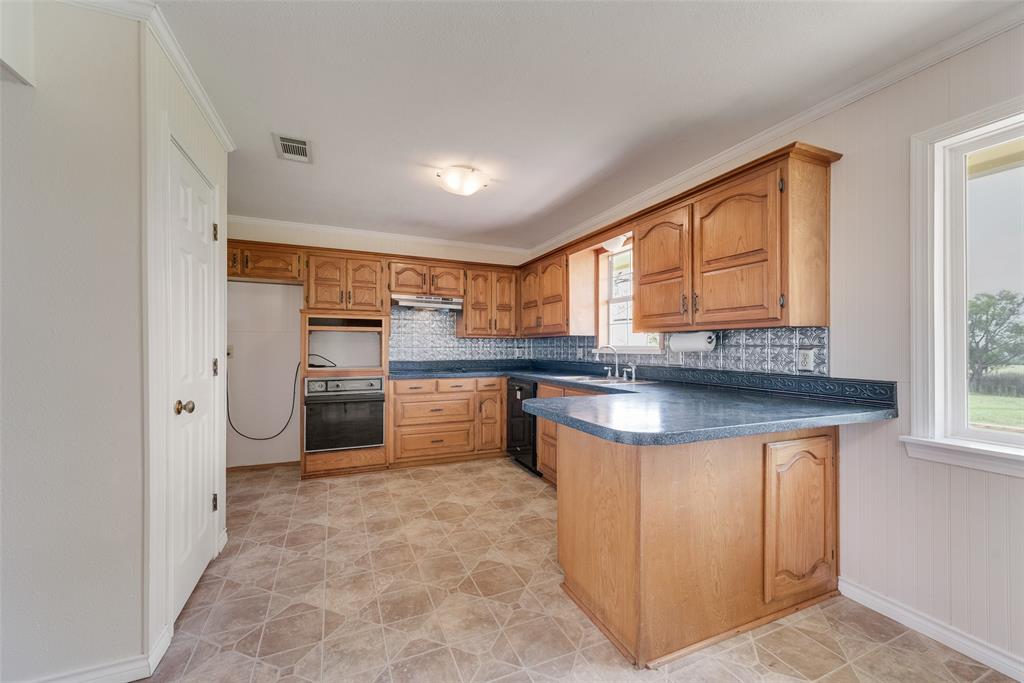 1447 Campbell Road Midlothian, TX 76065 - Photo 14 of 40
