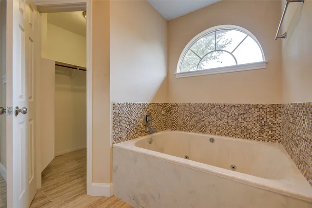 $2,600 | 14211 Ella Lee Lane, Houston, TX 77077