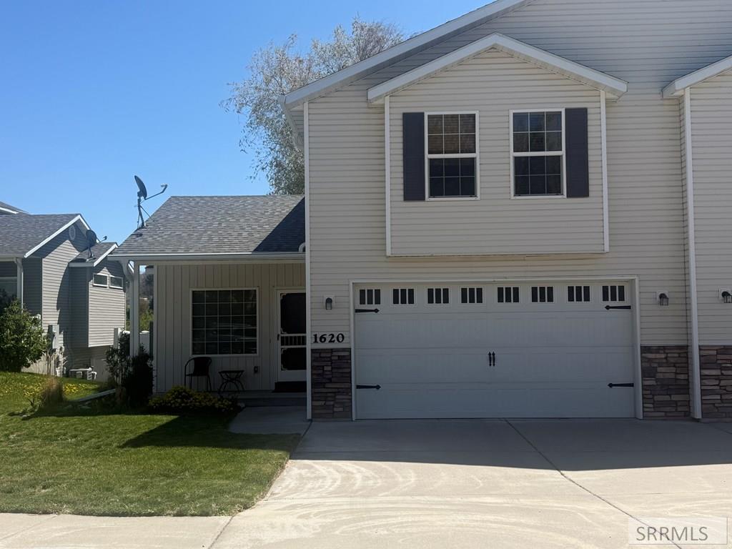1620 Sun Hill Loop Pocatello, ID 83201 - Photo 2 of 35