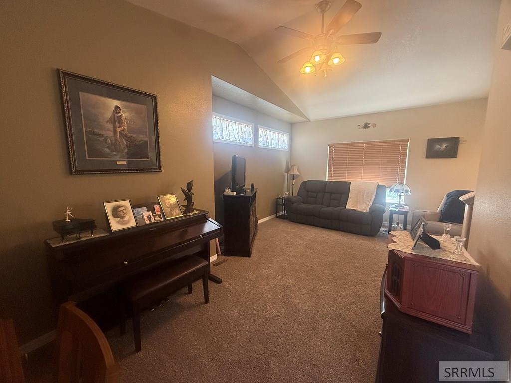 1620 Sun Hill Loop Pocatello, ID 83201 - Photo 6 of 35