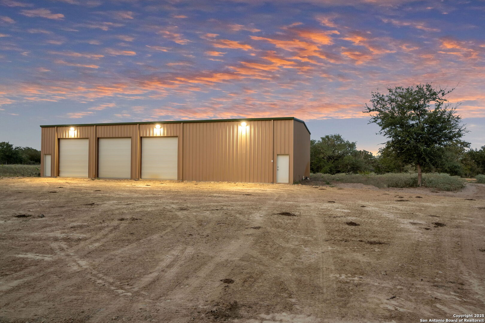 2605 Schuttig Road Pleasanton, TX 78064 - Photo 16 of 35