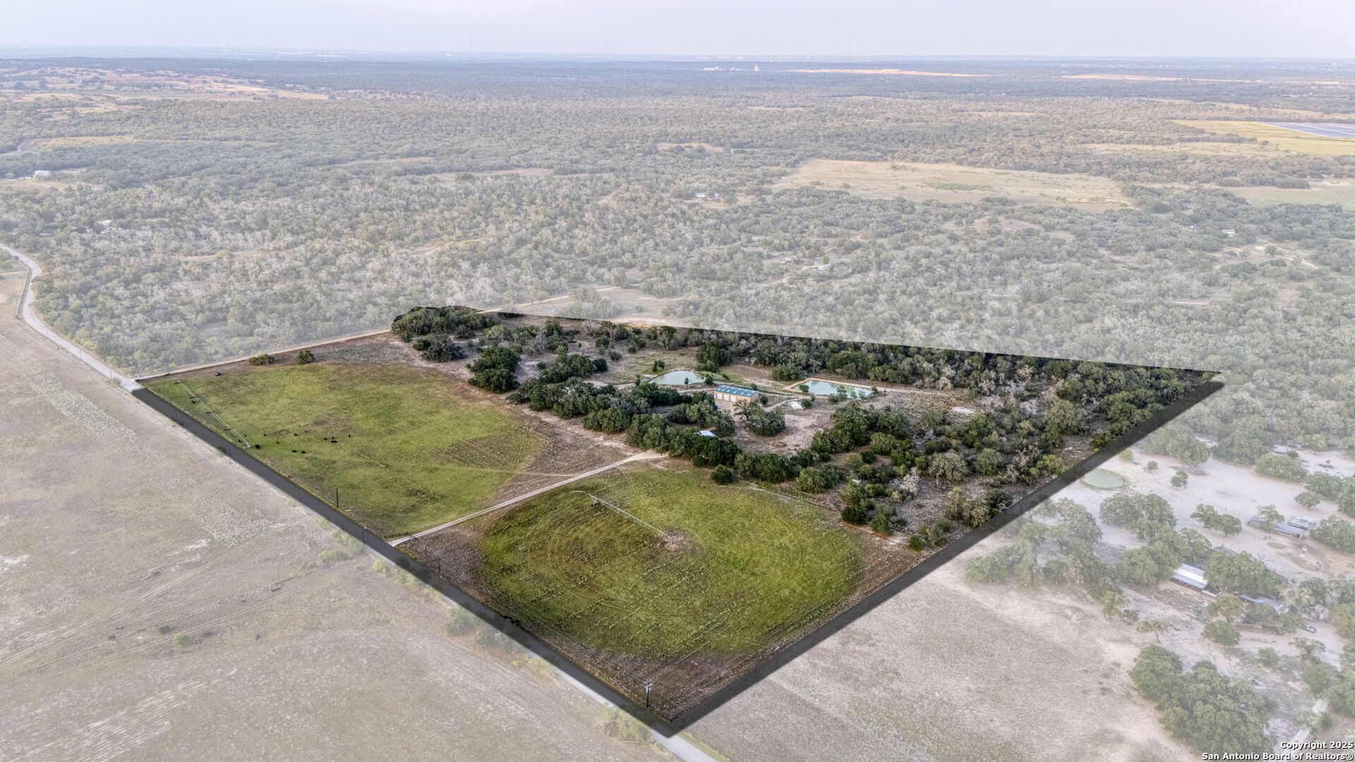 2605 Schuttig Road Pleasanton, TX 78064 - Photo 35 of 35 a view of beach and ocean