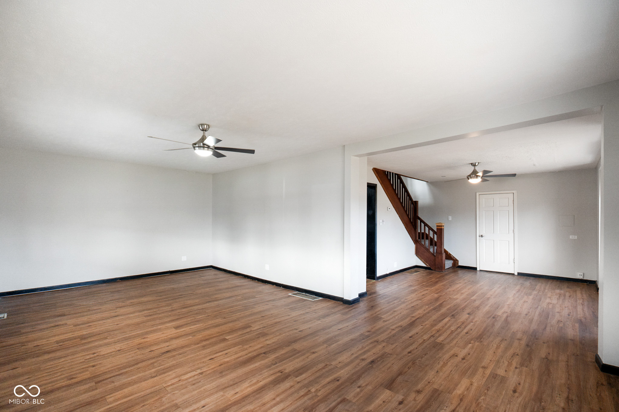 5224 Chelsea Road Indianapolis, IN 46241 - Photo 2 of 21