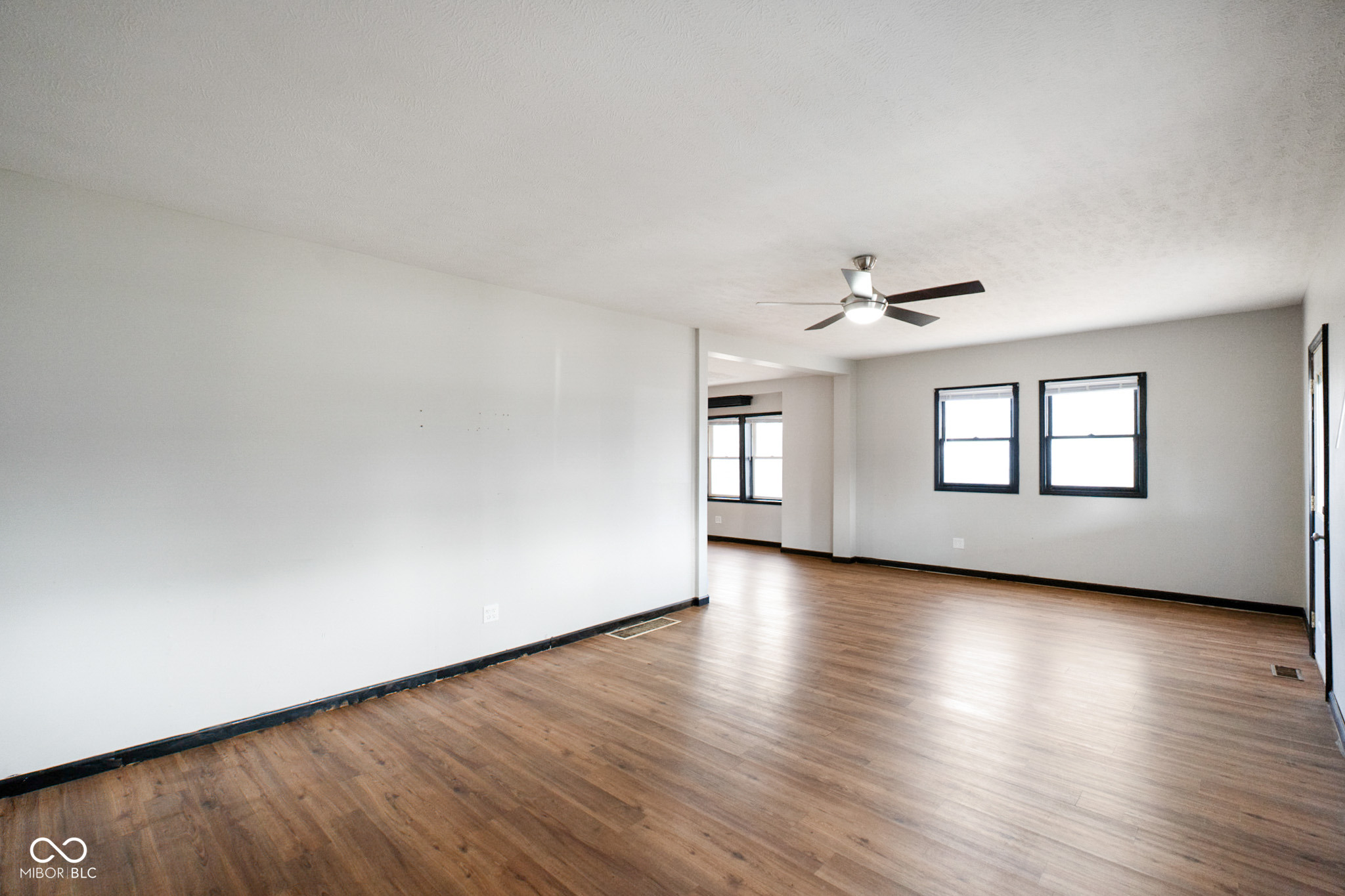 5224 Chelsea Road Indianapolis, IN 46241 - Photo 4 of 21