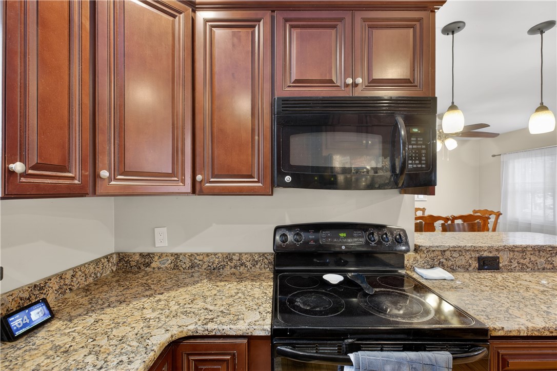 110 Panto Road Warwick, RI 02886 - Photo 13 of 50