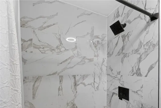 $425,000 | 110 Panto Road, Warwick, RI 02886