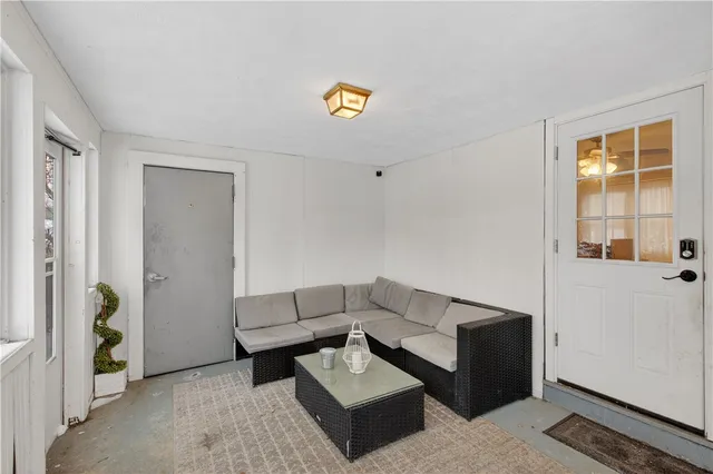 $425,000 | 110 Panto Road, Warwick, RI 02886