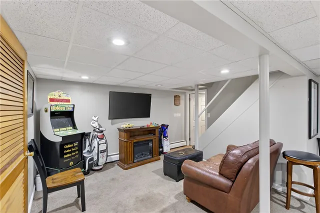 $425,000 | 110 Panto Road, Warwick, RI 02886