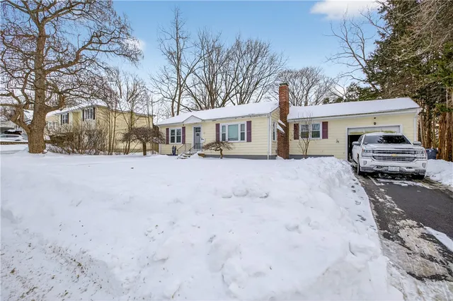 $425,000 | 110 Panto Road, Warwick, RI 02886