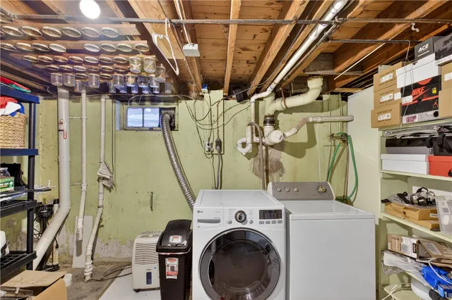 $425,000 | 110 Panto Road, Warwick, RI 02886