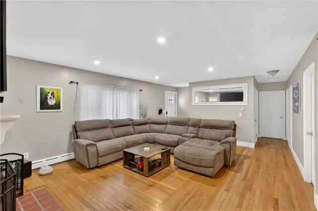 $425,000 | 110 Panto Road, Warwick, RI 02886