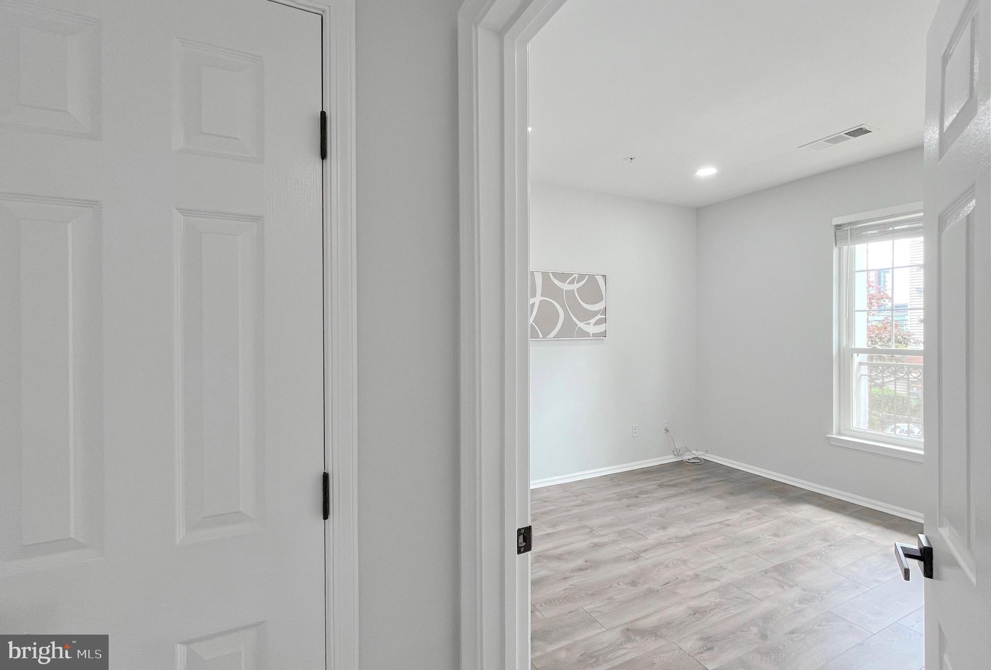 1600 Spring Gate Dr., Unit 2211 McLean, VA 22102 - Photo 9 of 22