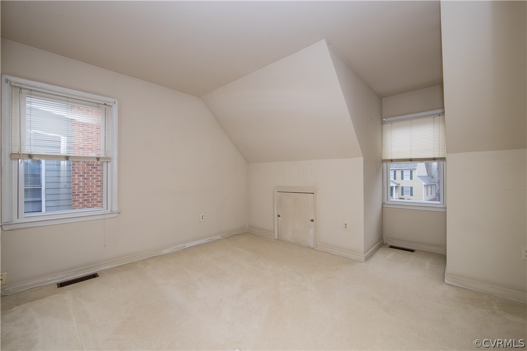 5618 Chatmoss Road Midlothian, VA 23112 - Photo 19 of 25 an empty room with a window and closet