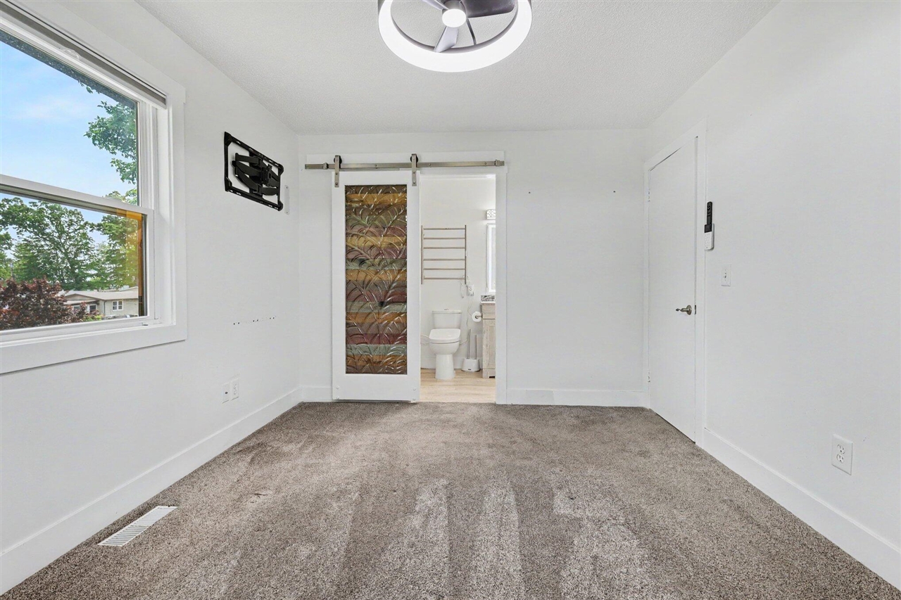 2865 South Patterson Road Wayland, MI 49348 - Photo 9 of 40