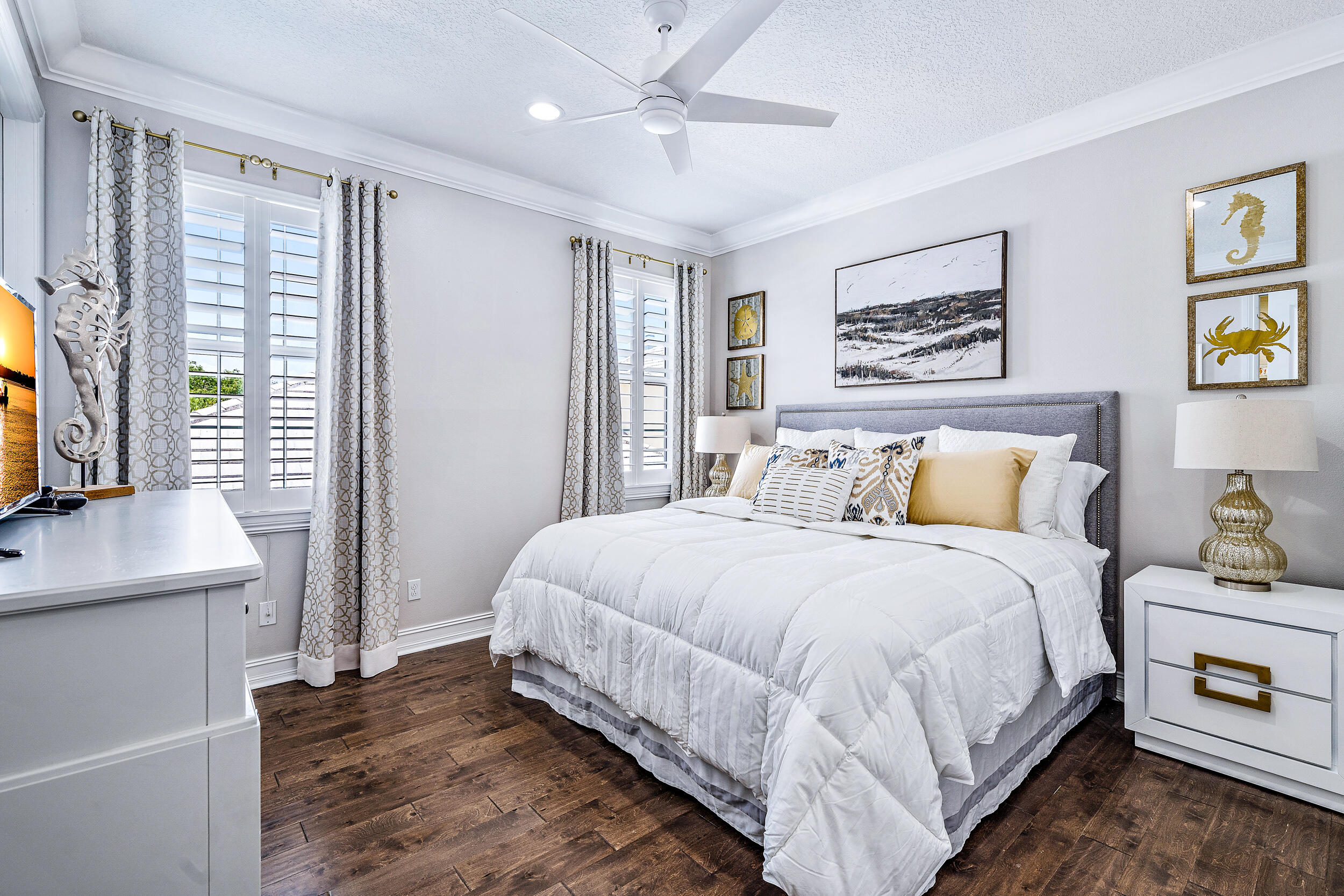 148 Botanica Drive, Unit ADU) Jupiter, FL 33458 - Photo 9 of 14 a bedroom with bed and a window