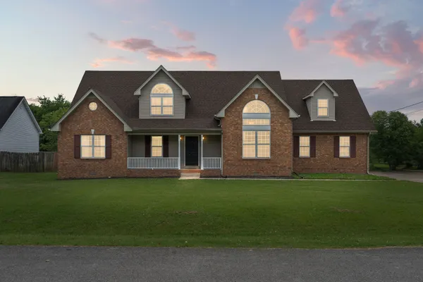 $585,000 | 108 Smotherman Court, Murfreesboro, TN 37129