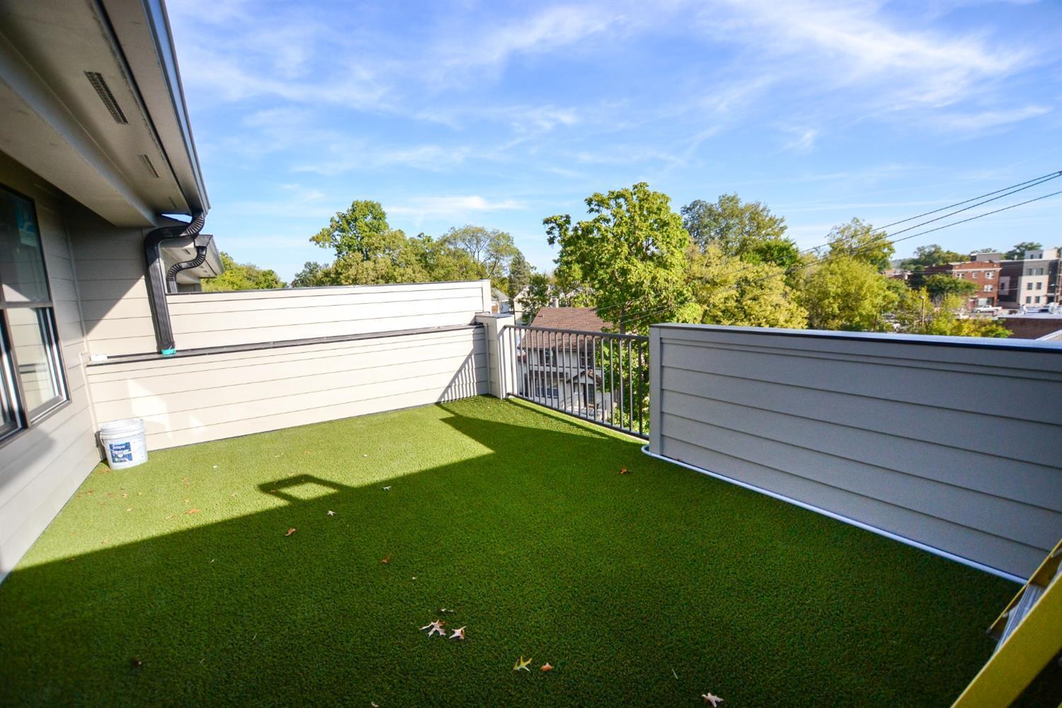 2960 Madison Road Cincinnati, OH 45209 - Photo 8 of 12