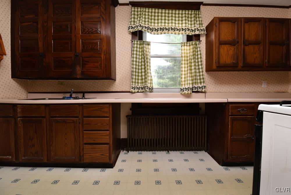 1129 Spring Street Bethlehem, PA 18018 - Photo 14 of 50 Gallery Image 14