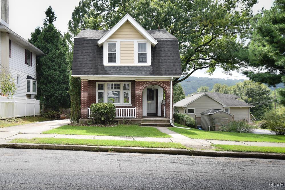 1129 Spring Street Bethlehem, PA 18018 - Photo 2 of 50 Gallery Image 2