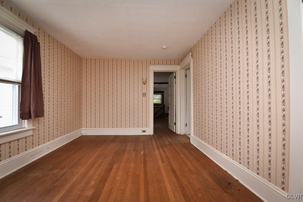 1129 Spring Street Bethlehem, PA 18018 - Photo 38 of 50 Gallery Image 38