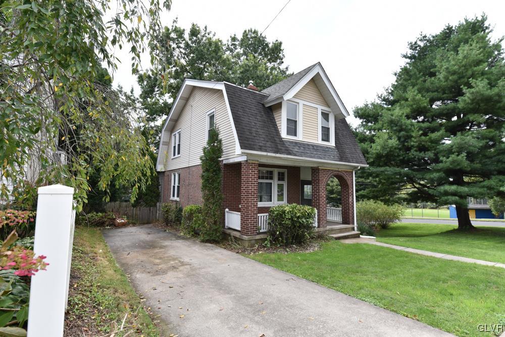 1129 Spring Street Bethlehem, PA 18018 - Photo 9 of 50 Gallery Image 9