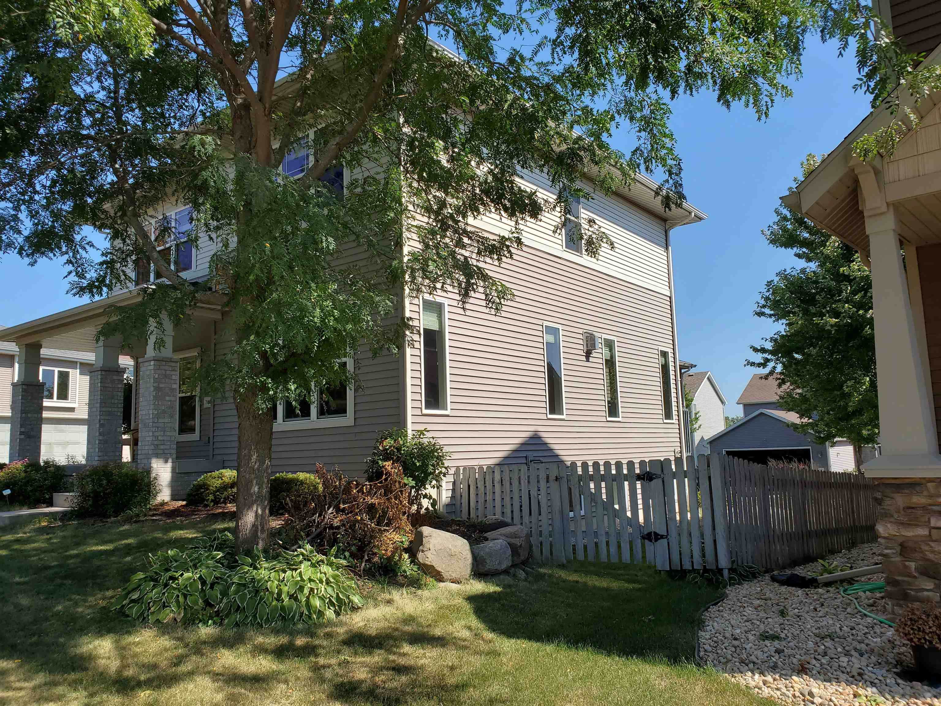 705 Overlook Verona, WI 53593 - Photo 2 of 55