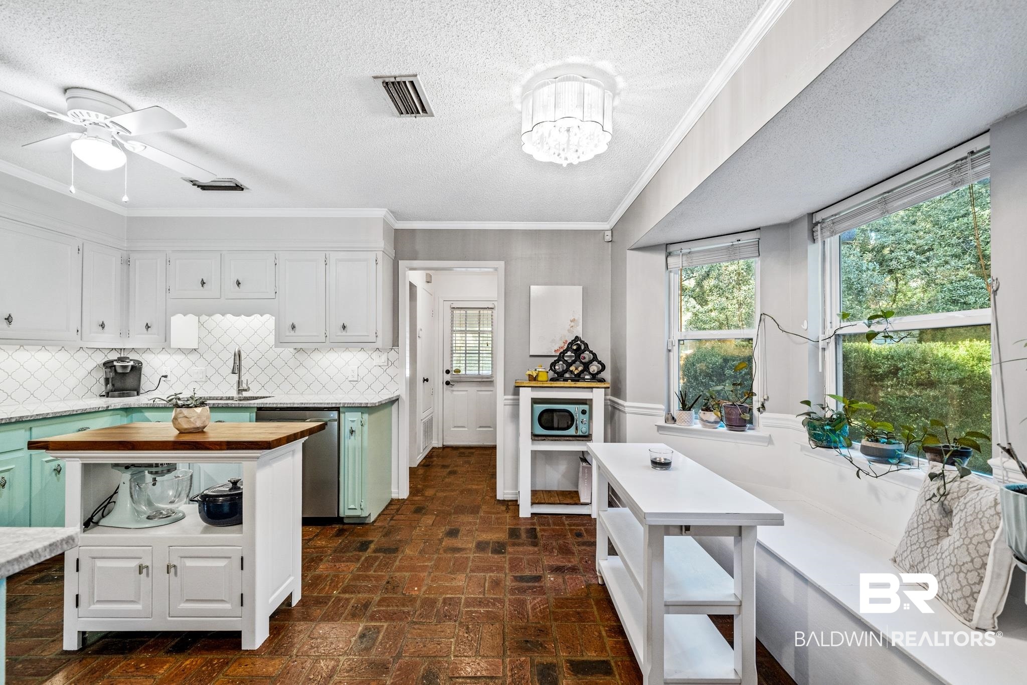6208 Southridge Boulevard Mobile, AL 36693 - Photo 15 of 39