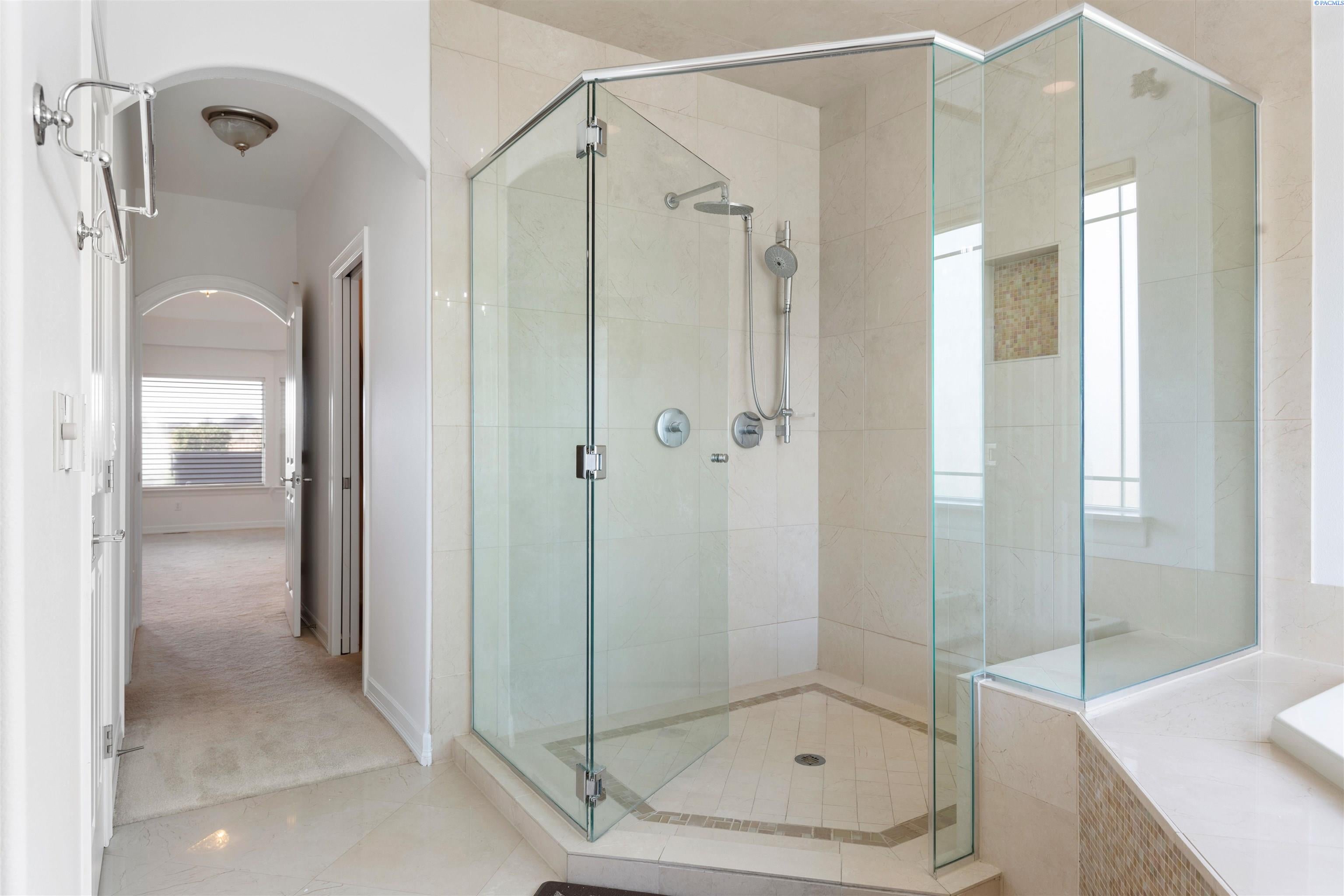 5704 Ryanick Road Kennewick, WA 99338 - Photo 18 of 30 Gallery Image 18