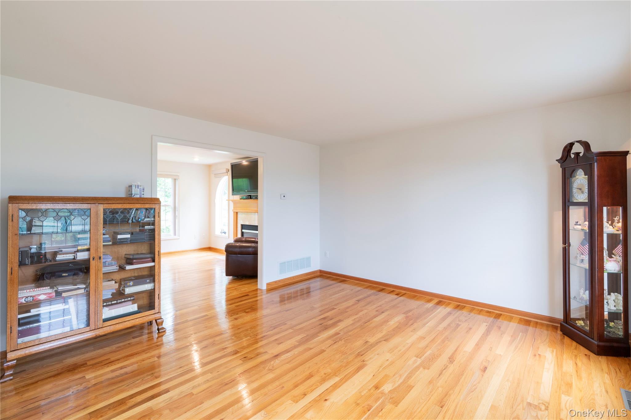 46 Wildflower Ridge Poughkeepsie, NY 12603 - Photo 10 of 39