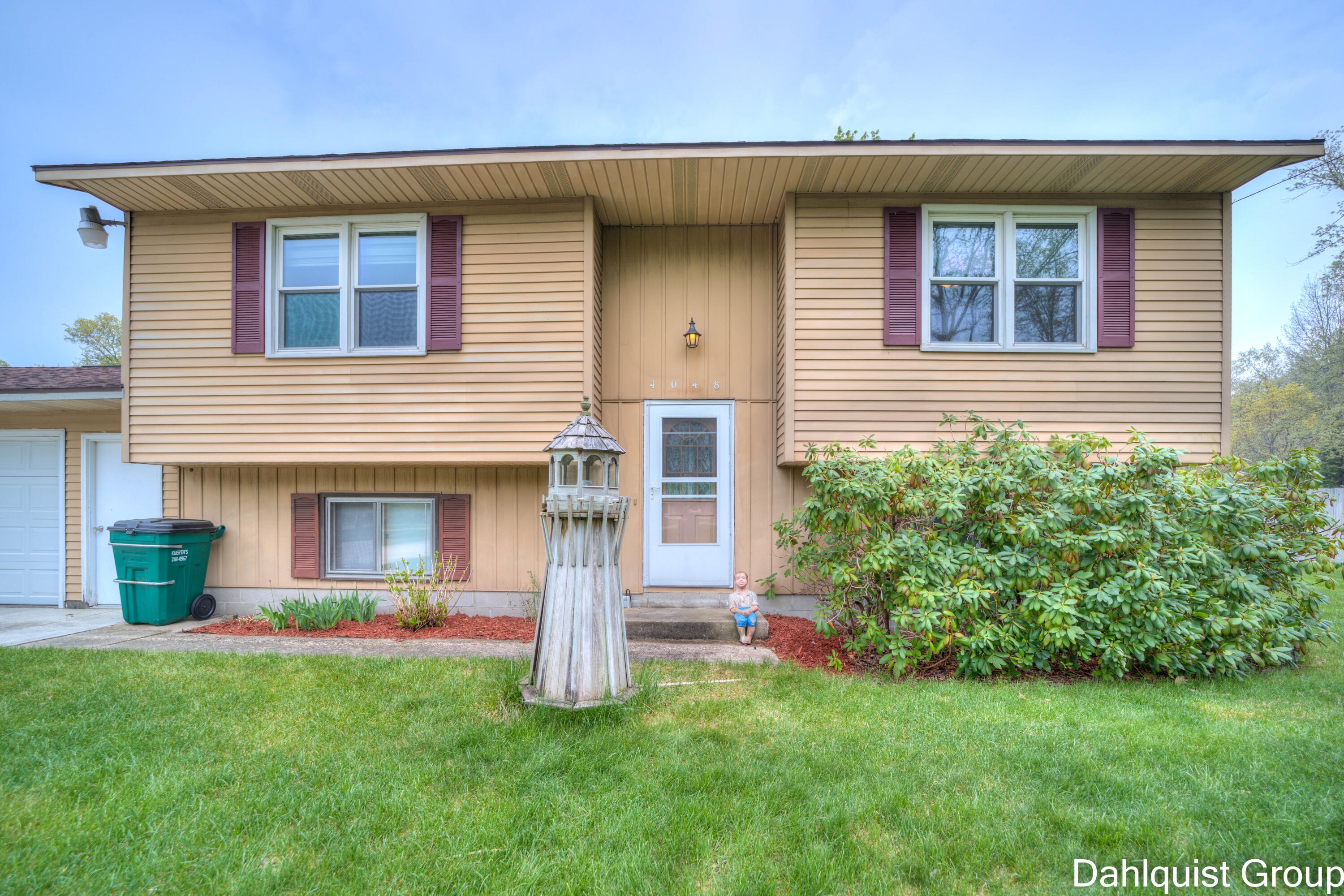 4048 Orshal Road Whitehall, MI 49461 - Photo 7 of 51 4048 Orshal (7 of 53)