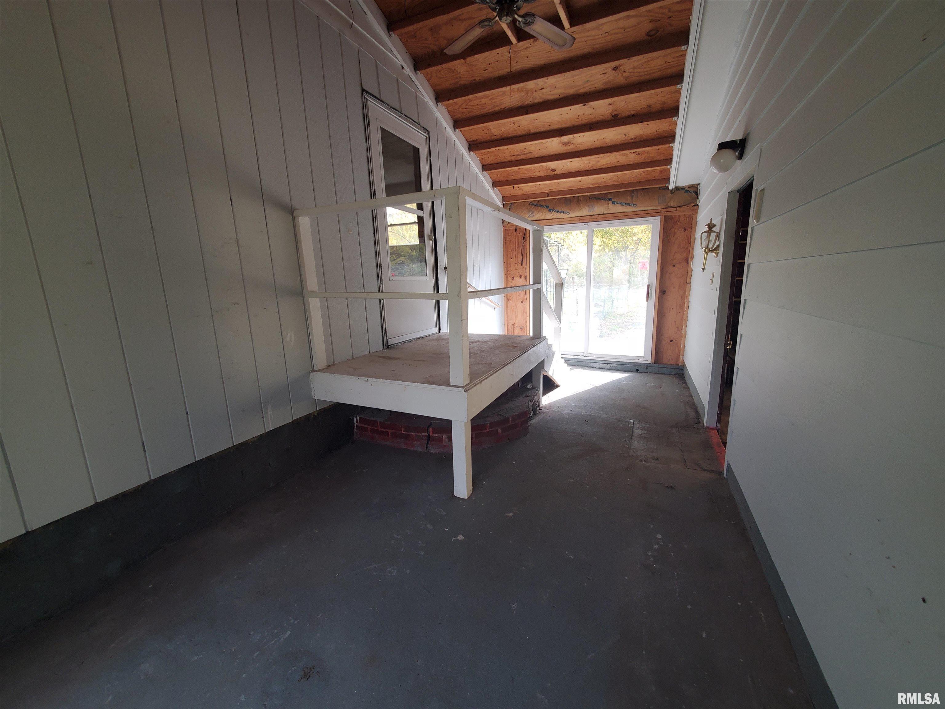 1805 French Street Rock Falls, IL 61071 - Photo 11 of 15