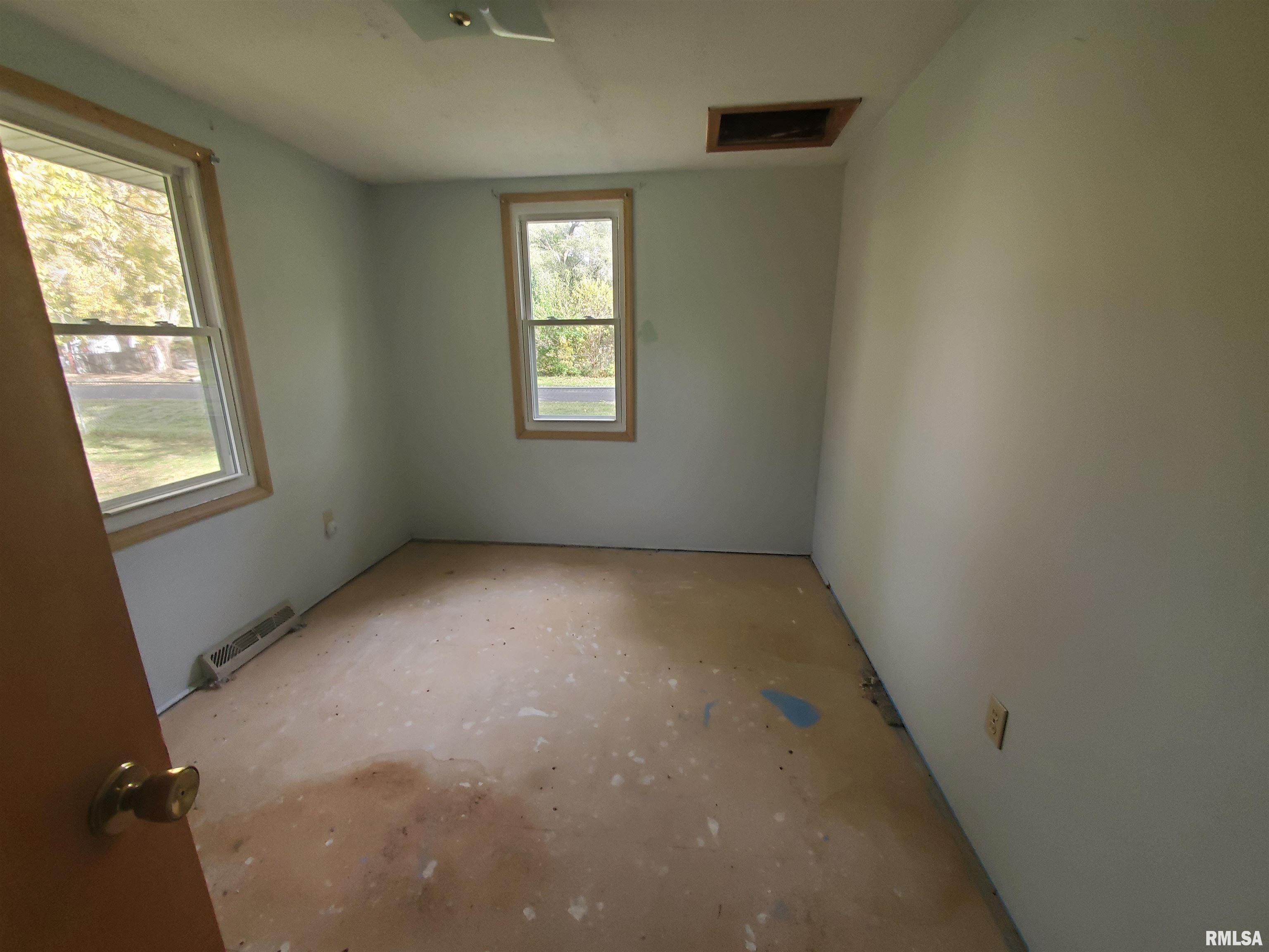 1805 French Street Rock Falls, IL 61071 - Photo 3 of 15