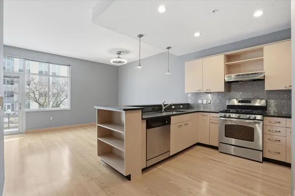 $335,000 | 309 West Washington Avenue, Unit 311, Madison, WI 53703