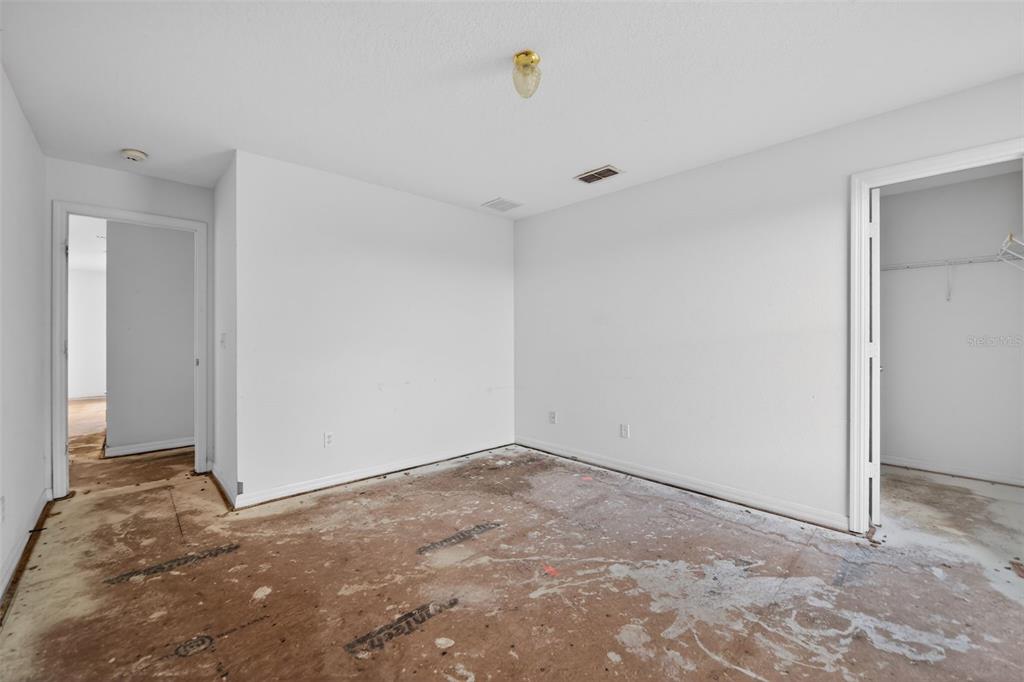 512 Flower Fields Lane Orlando, FL 32824 - Photo 17 of 28 a view of room