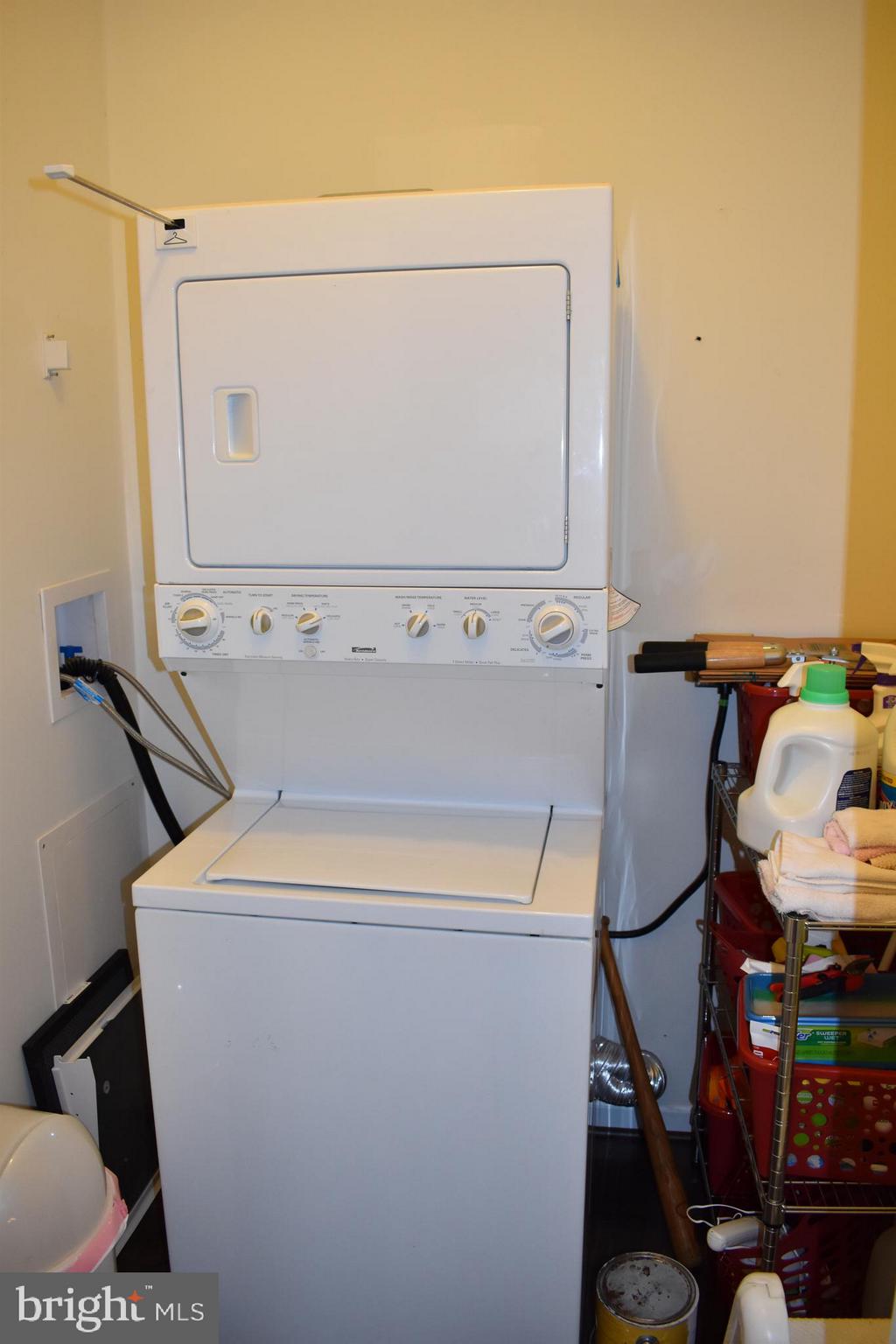 612 Londontown Road Edgewater, MD 21037 - Photo 9 of 26 First Floor Laundry Room